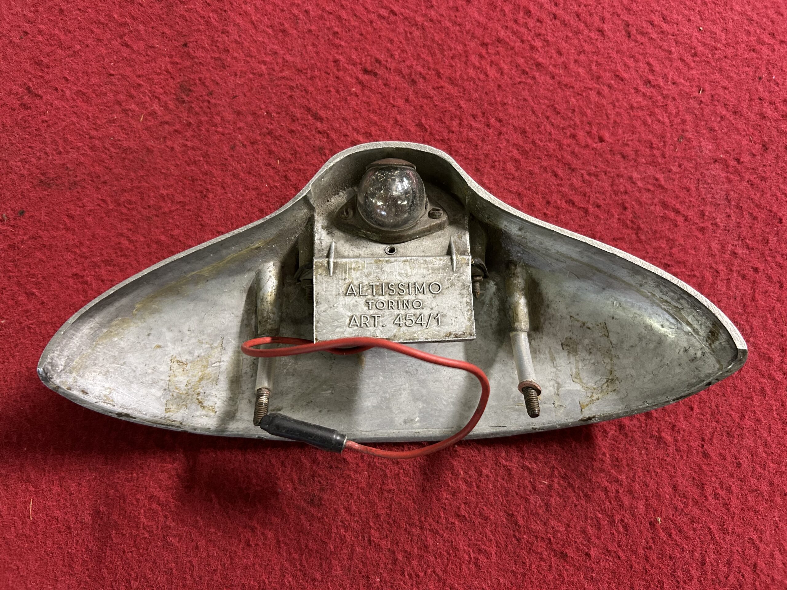 Fiat 500 license plate light 16811